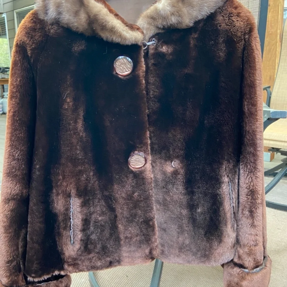 Fur jacket - Picture 6 of 6